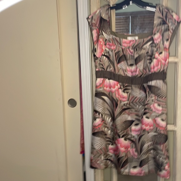 👑: Anthropologie Moulinette Soeurs 100% silk floral dress w hidden pockets 👗 - Picture 3 of 7